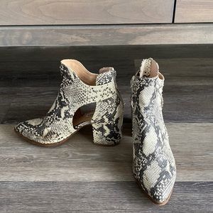 Steven madden snakeskin cutout booties
